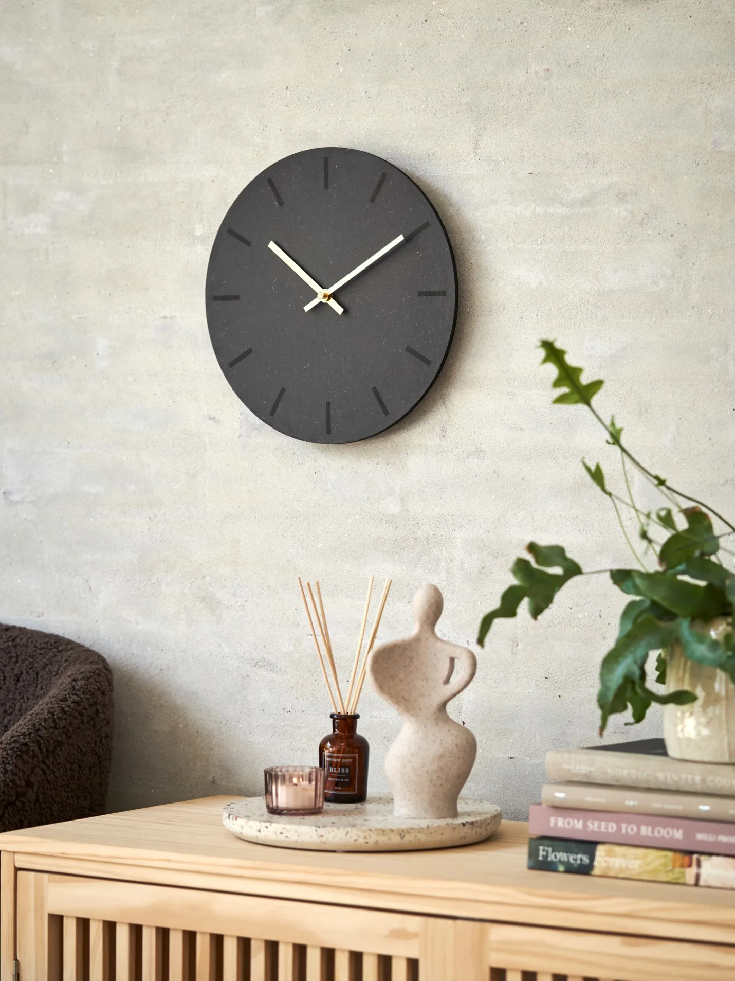 Discount Søstrene Grene Schweiz Wanduhr Gunpowder Ø28 Sand